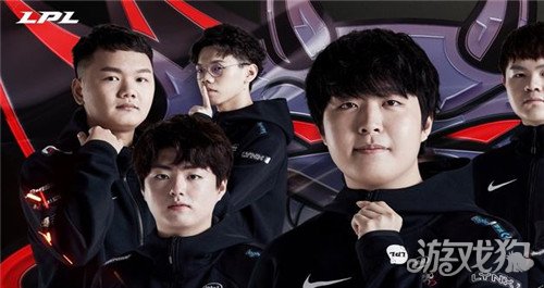 维亚前锋 维亚前锋