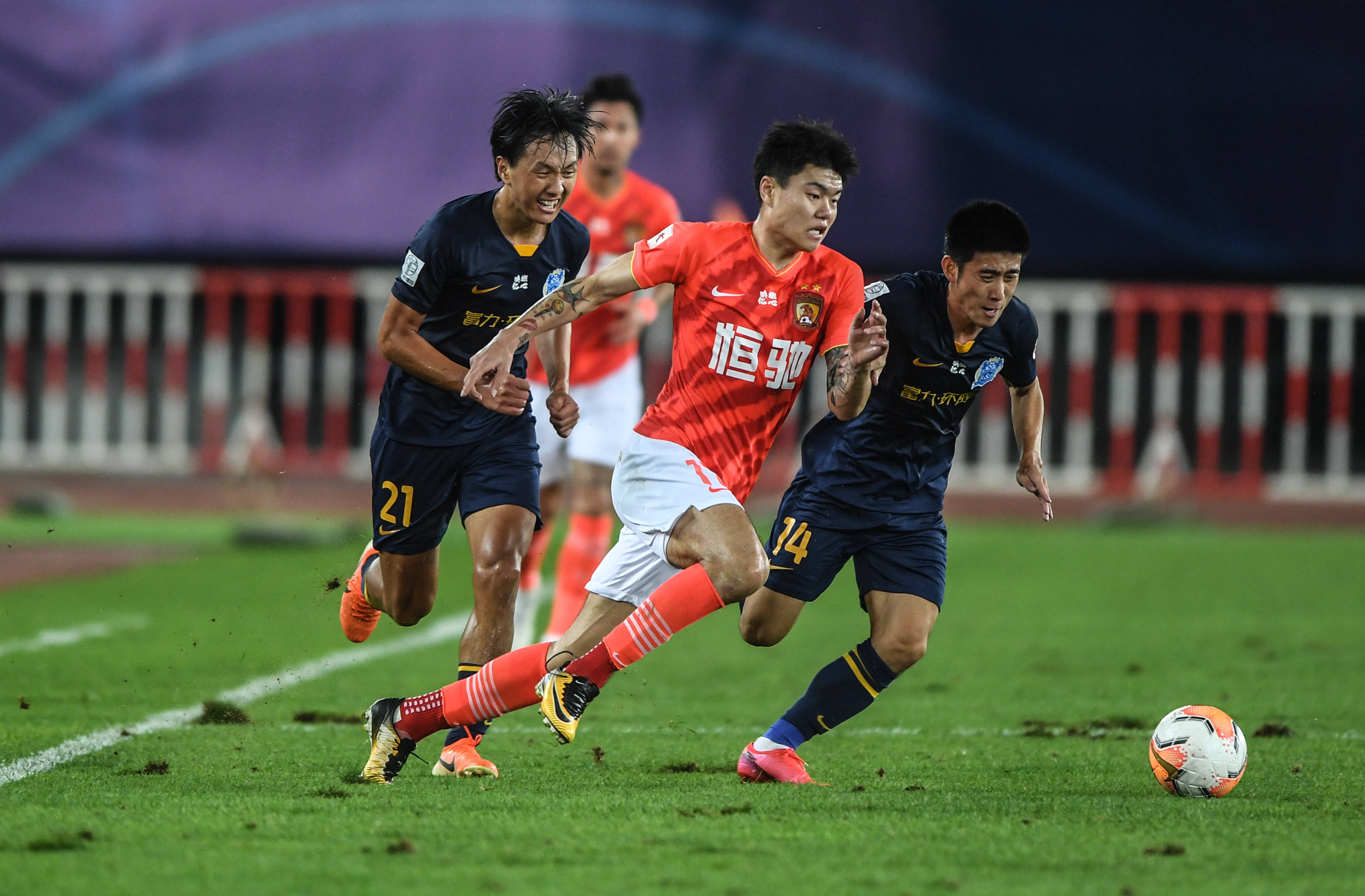 叹的应变力 叹的应变力