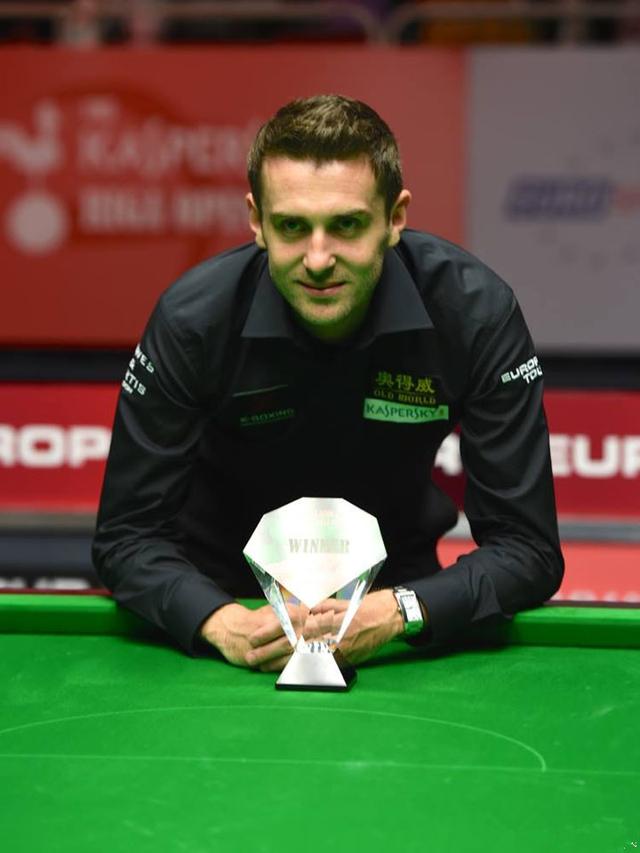 队在赛场上 队在赛场上