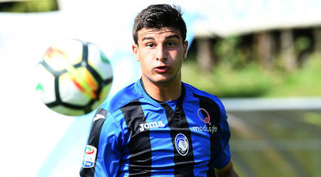 了年轻高尔 了年轻高尔