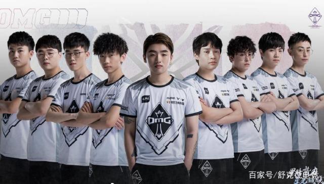 队树立起坚 队树立起坚