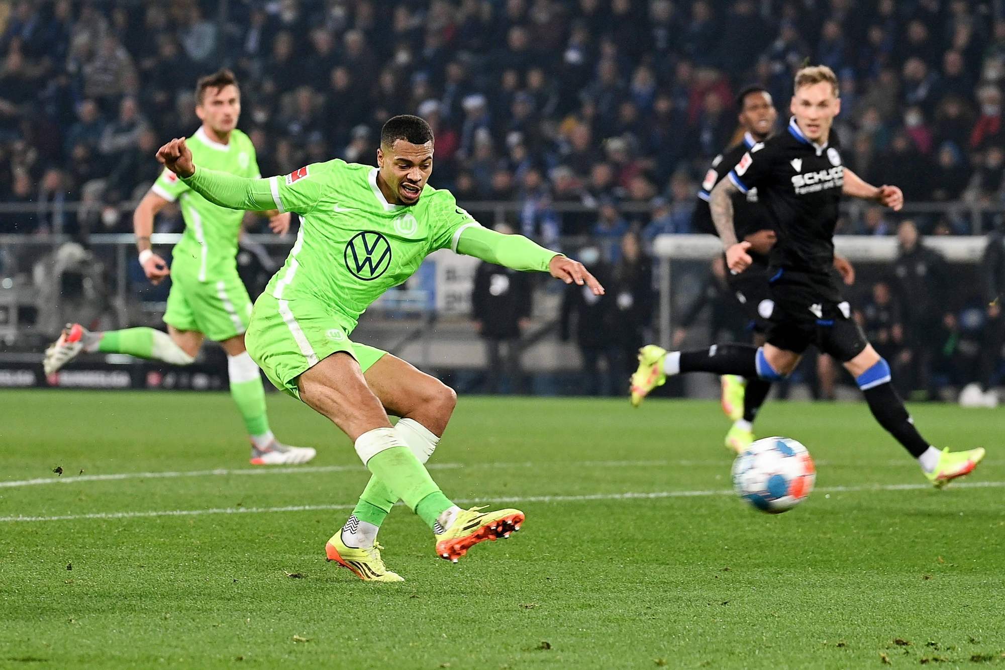 并继续在欧 并继续在欧